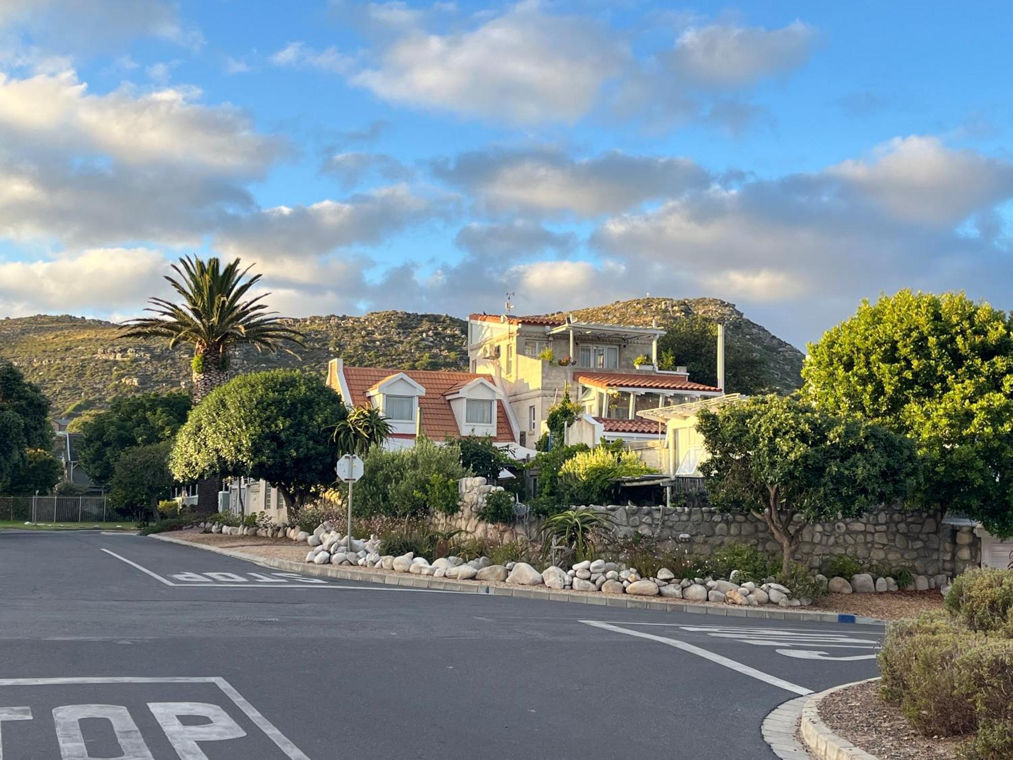 Storyhouse In Kommetjie Luaran gambar