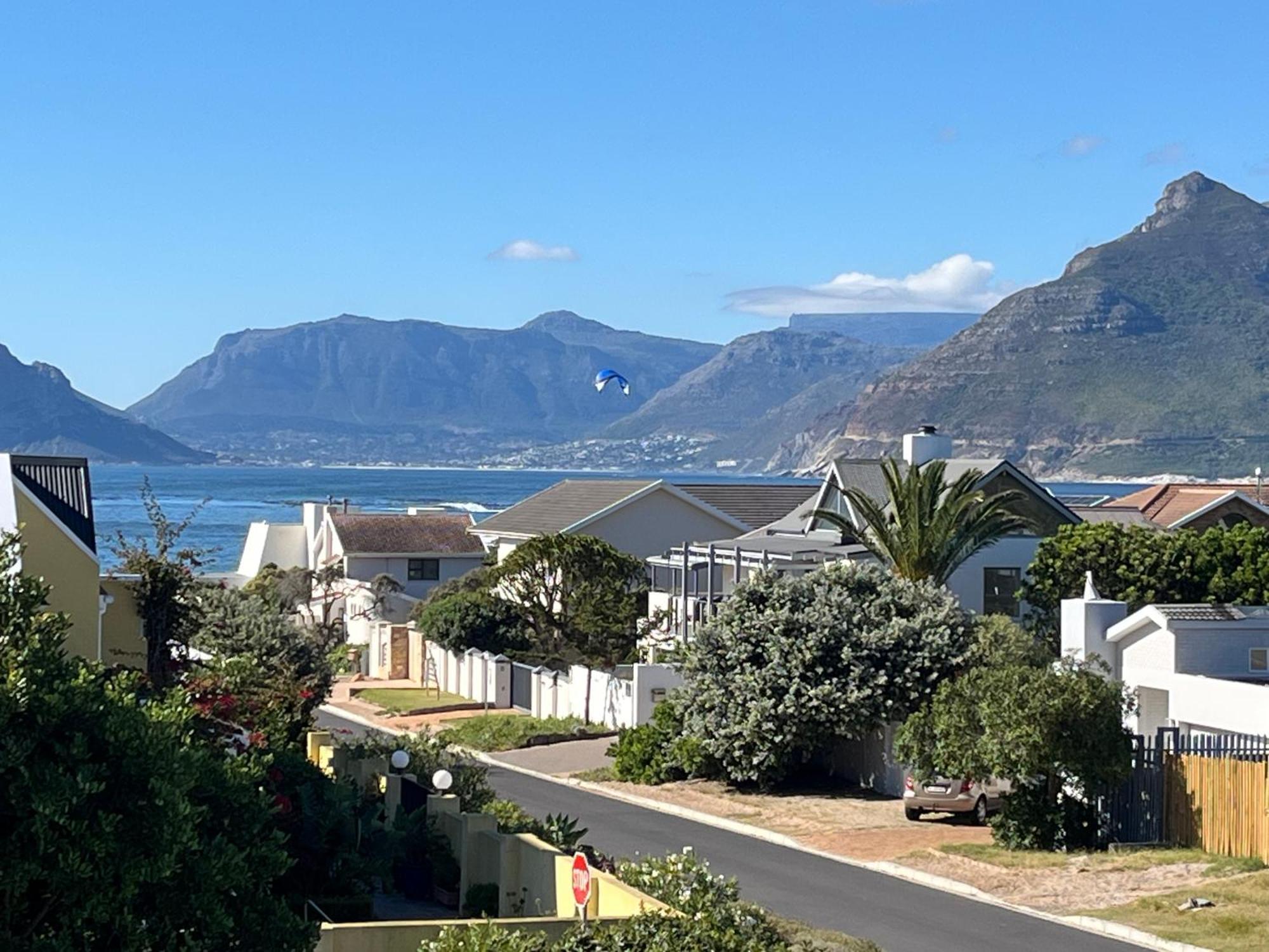 Storyhouse In Kommetjie Luaran gambar